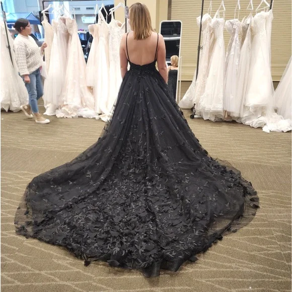 3D LACE/CRYSTAL HAND-BEADED/TULLE A-LINE BALL GOWN IN BLACK - Picture 3 of 4